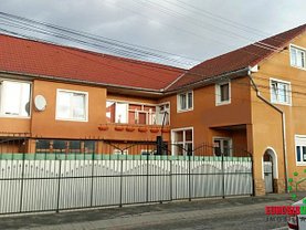 Casa de vânzare 7 camere, în Sibiu, zona Central