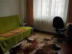 Apartament de vânzare 3 camere, în Bucureşti, zona Sălăjan