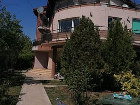 Casa de vânzare 8 camere, în Tunari