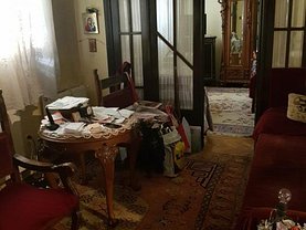 Casa de vânzare 8 camere, în Bucureşti, zona Aviatorilor
