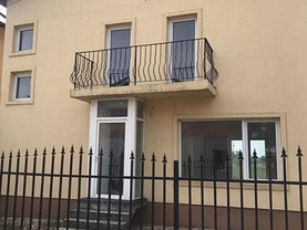 Casa de vânzare 3 camere, în Dragomireşti-Vale