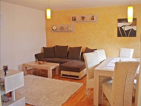 Apartament de închiriat 3 camere, în Brasov, zona Central
