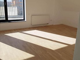 Apartament de vânzare 3 camere, în Brasov, zona Tractorul