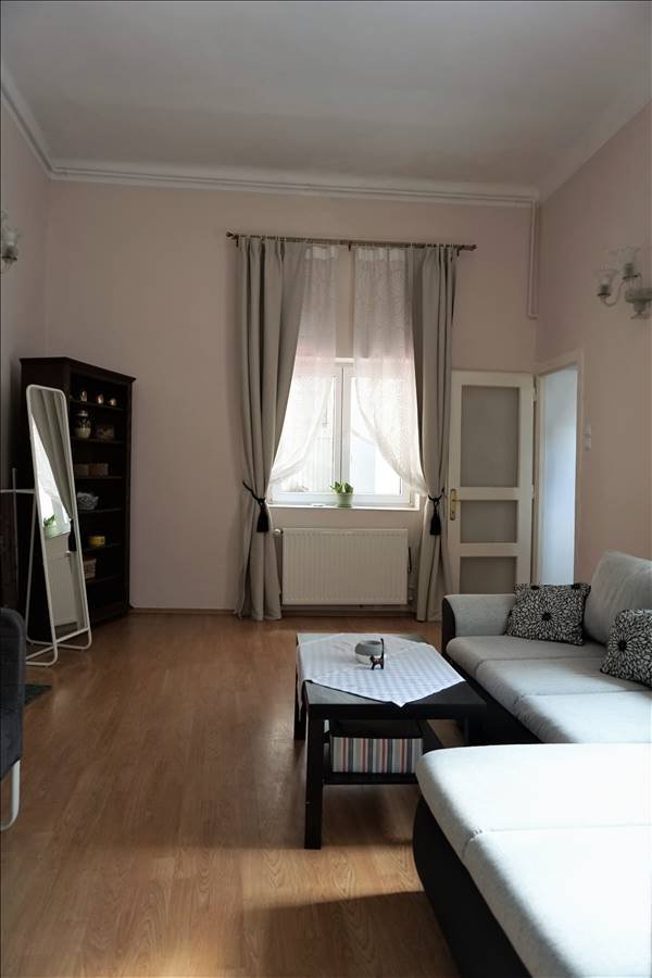 Apartament 3 camere, Piata Sfatului, Brasov - imaginea 0 + 1