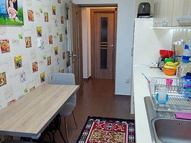 Apartament de vânzare 2 camere, în Braşov, zona Tractorul