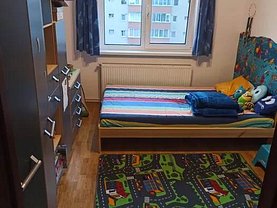 Apartament de vanzare 3 camere, în Brasov, zona Harmanului
