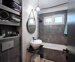 Apartament de vânzare 2 camere, în Brasov, zona Calea Bucuresti