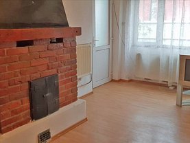 Casa de închiriat 5 camere, în Braşov, zona Dârste