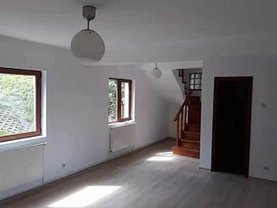 Casa de vânzare 5 camere, în Sacele, zona Turches