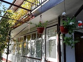 Casa de închiriat 4 camere, în Braşov, zona Florilor