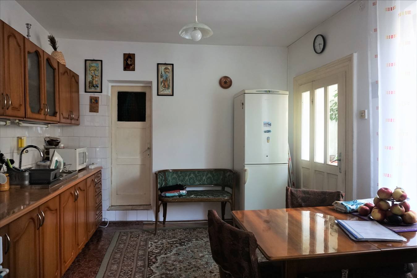 Casa 2 camere, singur in curte, Scheii Brasovului - imaginea 4