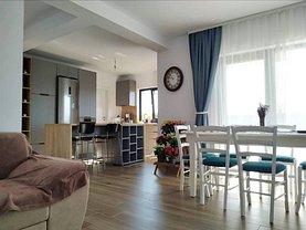 Casa de vânzare 4 camere, în Cristian
