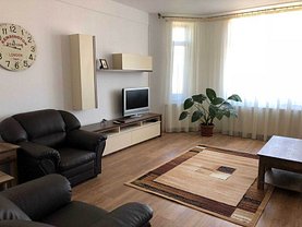Casa de inchiriat 3 camere, în Brasov, zona Centrul Istoric