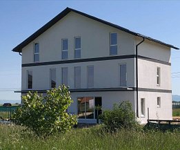 Casa de vânzare 4 camere, în Tărlungeni