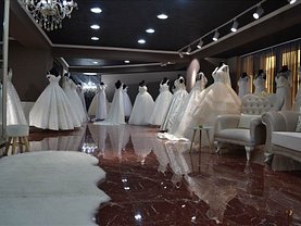 Vânzare spaţiu comercial