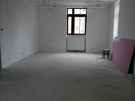 Închiriere birou
