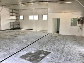 Închiriere spaţiu industrial
