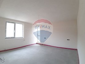 Casa de vânzare 5 camere, în Dezmir