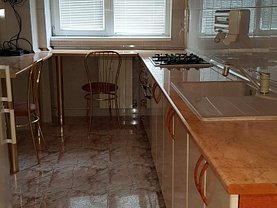 Apartament de vânzare 3 camere, în Bucuresti, zona Dristor