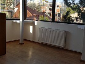 Casa de vânzare sau de închiriat 9 camere, în Bucuresti, zona Eminescu