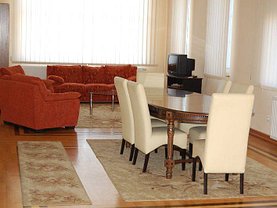 Casa de închiriat 6 camere, în Arad, zona Gradiste