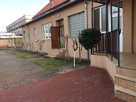 Casa de închiriat 4 camere, în Arad, zona Central