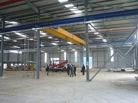 Închiriere spaţiu industrial