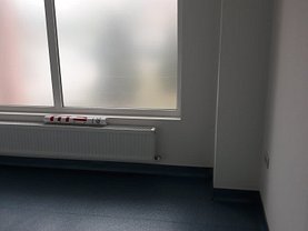 Închiriere birou