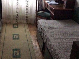 Apartament de vânzare 4 camere, în Constanta, zona Stadion