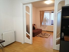 Apartament de închiriat 3 camere, în Constanta, zona Peninsula