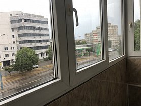 Apartament de închiriat 4 camere, în Constanţa, zona Tomis III