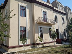 Casa de vânzare 17 camere, în Constanta, zona Peninsula