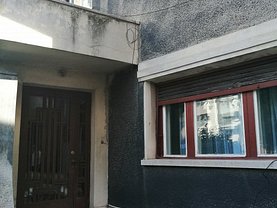 Casa de vânzare 5 camere, în Constanta, zona Capitol