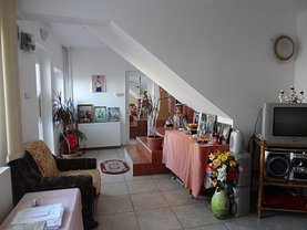 Casa de vânzare 4 camere, în Constanţa, zona Tomis I