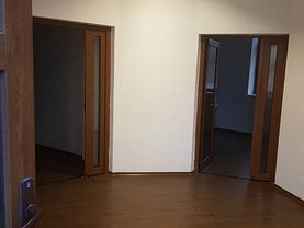 Închiriere spaţiu comercial