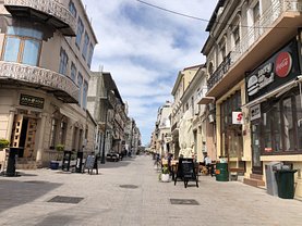 Închiriere spaţiu comercial