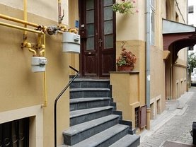 Apartament de vânzare 3 camere, în Bucuresti, zona Dorobanti