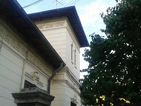 Casa de vânzare 3 camere, în Bucureşti, zona Dacia