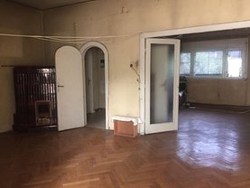 Casa de vânzare 9 camere, în Bucuresti, zona Parcul Carol