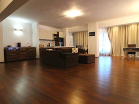 Apartament de vânzare 3 camere, în Bucuresti, zona Plevnei
