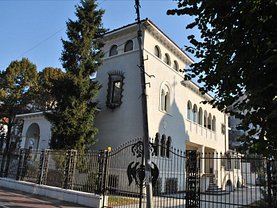 Casa de închiriat 15 camere, în Bucuresti, zona Pache Protopopescu