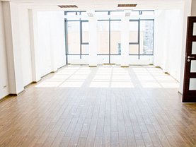 Casa de vânzare sau de închiriat 15 camere, în Bucuresti, zona Beller