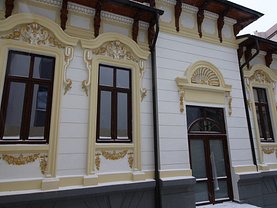 Casa de vânzare sau de închiriat 6 camere, în Bucuresti, zona Eminescu