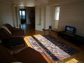 Apartament de închiriat 4 camere, în Bucureşti, zona Unirii