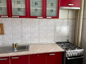 Apartament de vânzare 2 camere, în Bucureşti, zona Chibrit