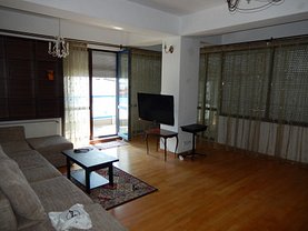 Apartament de vânzare 5 camere, în Bucureşti, zona Arcul de Triumf