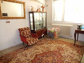 Apartament de vânzare 3 camere, în Bucuresti, zona Drumul Taberei