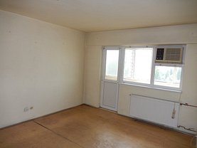 Apartament de vanzare 3 camere, în Bucuresti, zona Militari