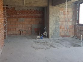 Apartament de vânzare 6 camere, în Bucureşti, zona Tei