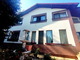 Casa 6 camere în Frumusani
